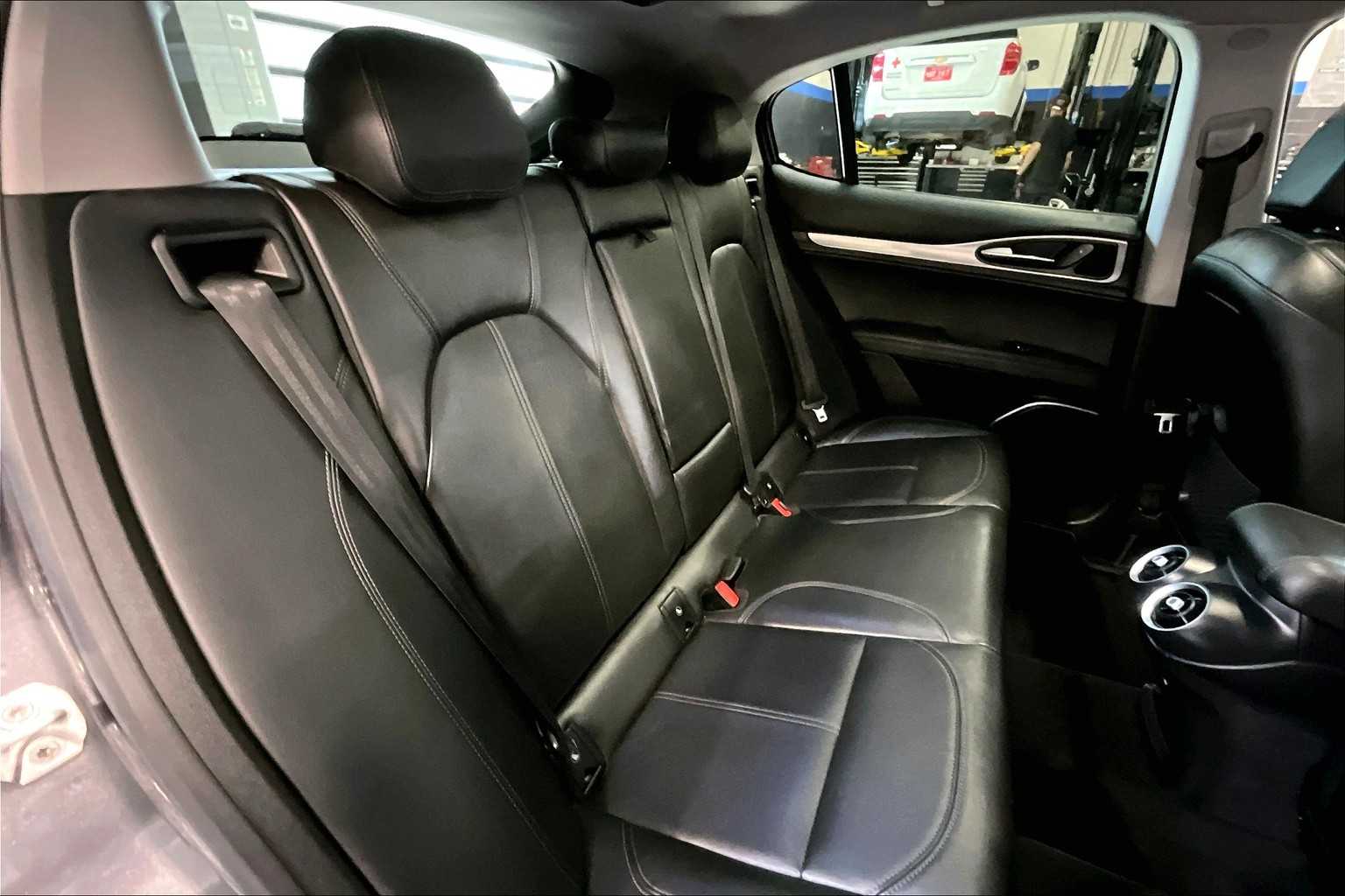 2018 Alfa Romeo Stelvio Sport - Photo 16