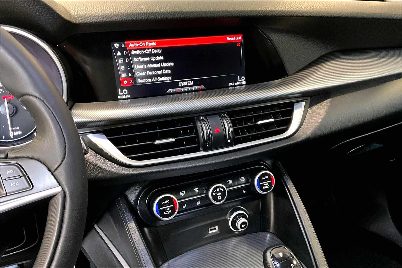 2018 Alfa Romeo Stelvio Sport - Photo 19
