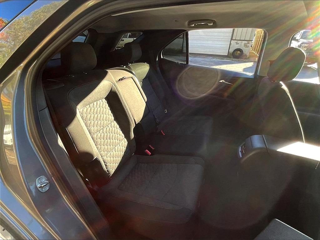 2018 Chevrolet Equinox LT - Photo 16