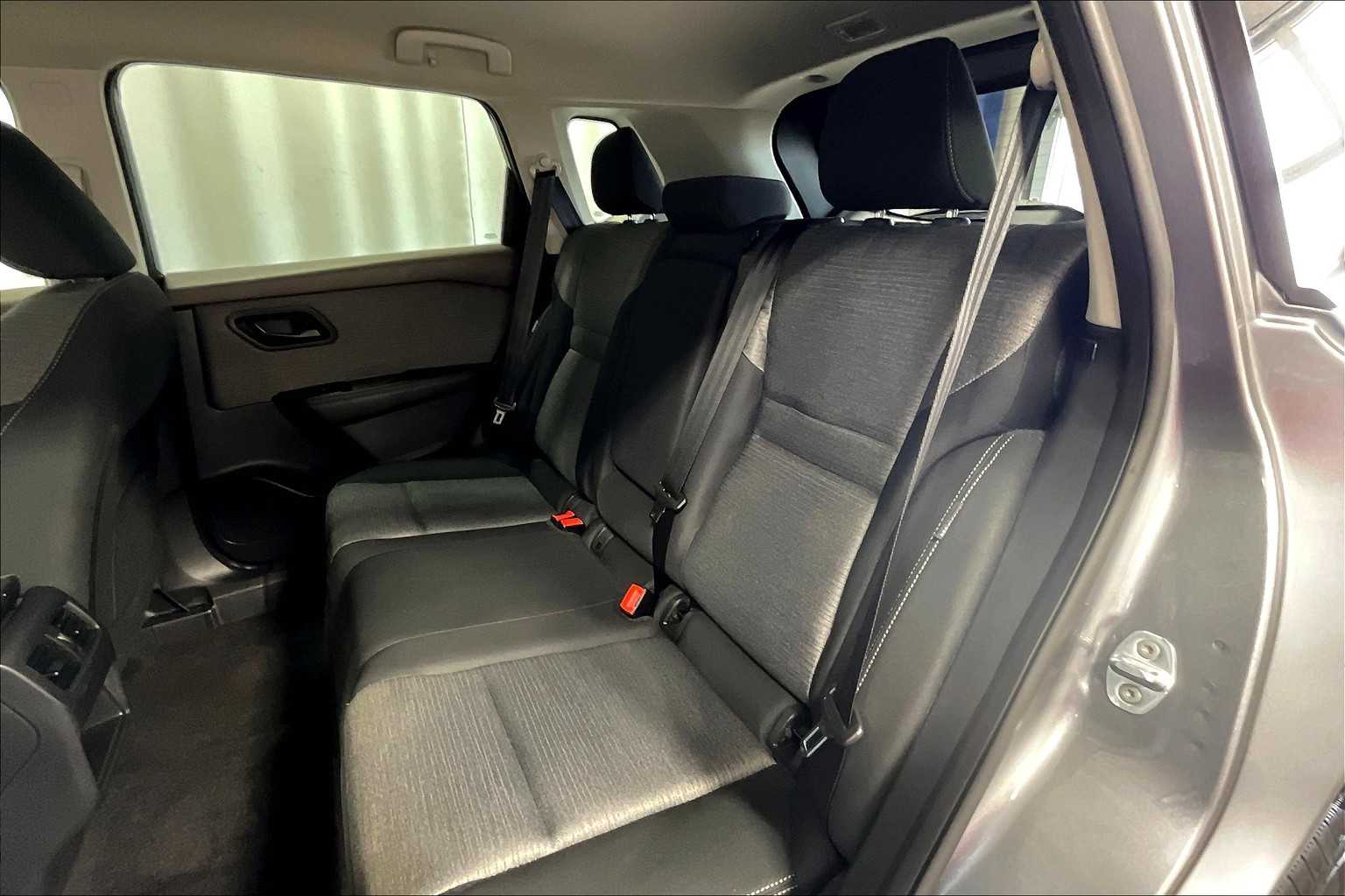 2022 Nissan Rogue S - Photo 15