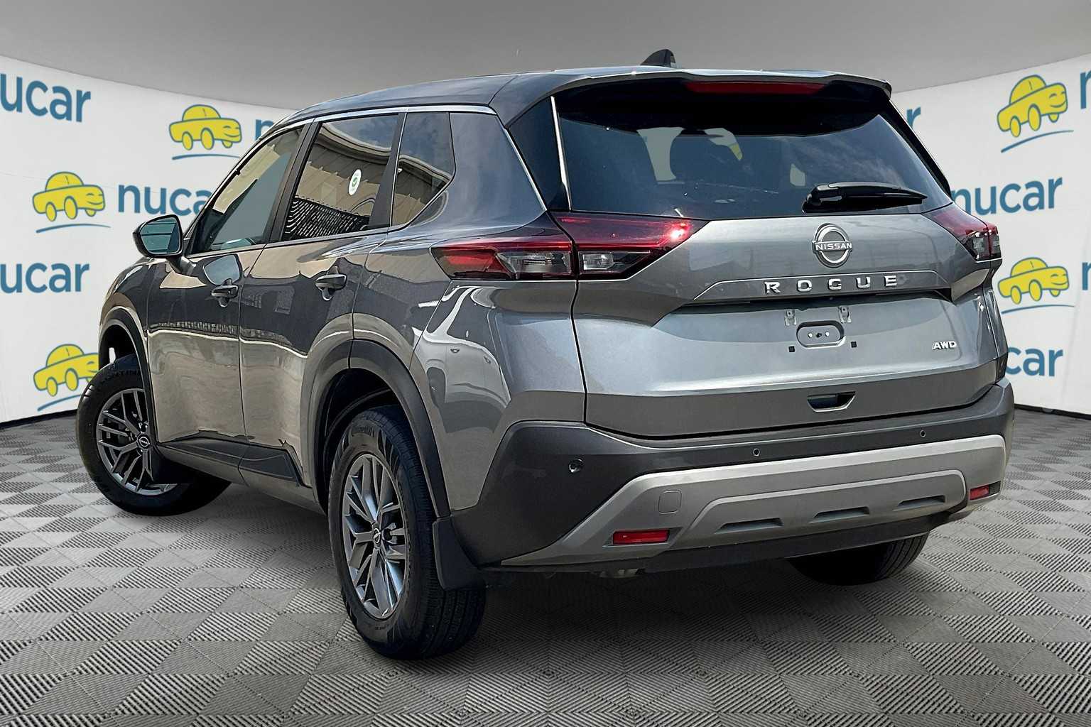 2022 Nissan Rogue S - Photo 4