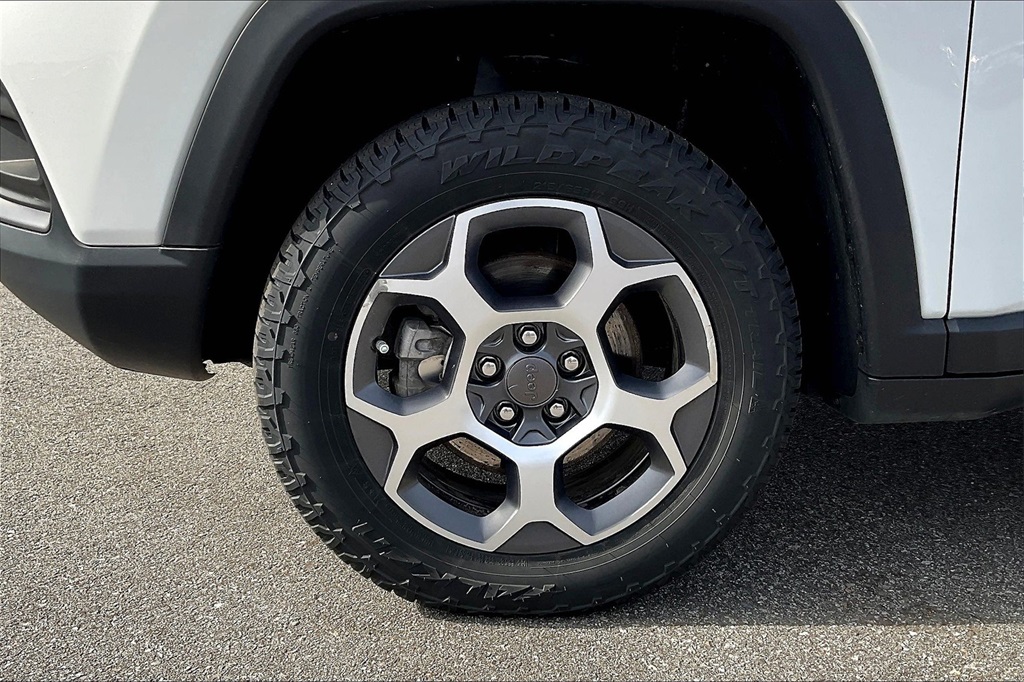 2022 Jeep Compass Trailhawk - Photo 14
