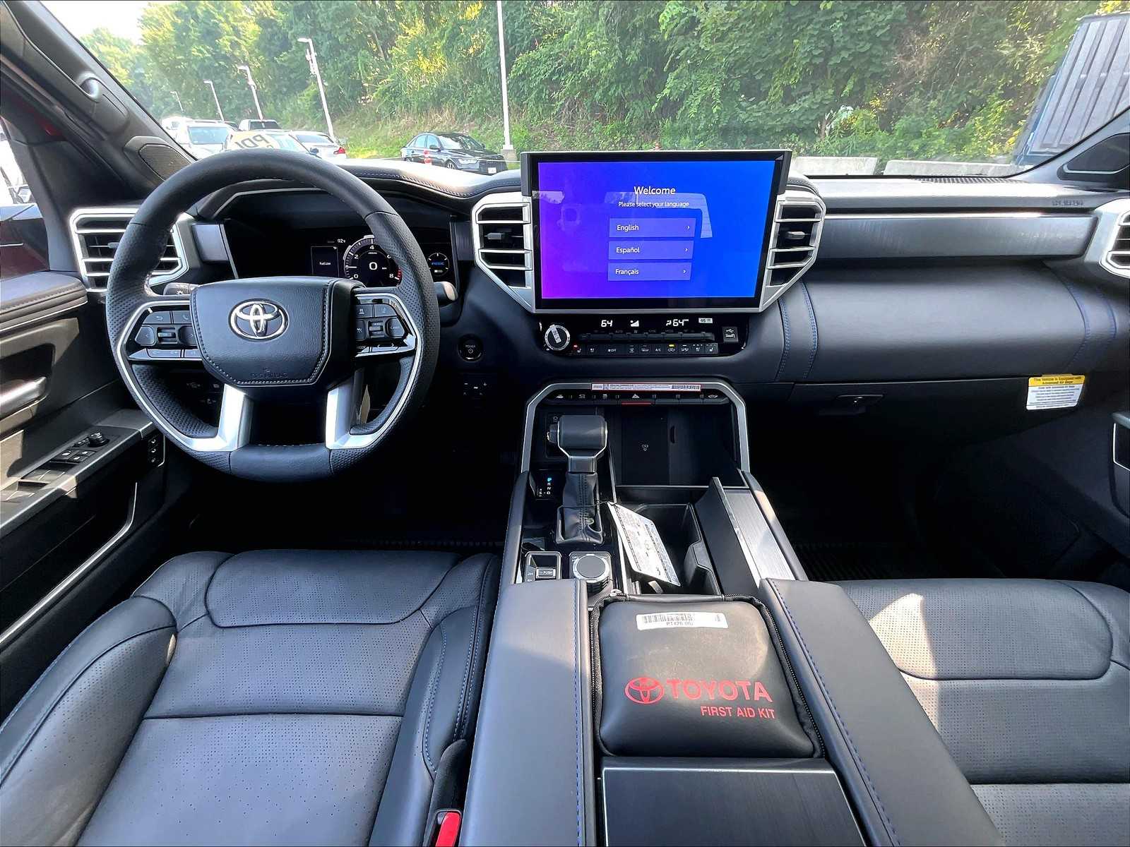 2025 Toyota Tundra Platinum Hybrid - Photo 12