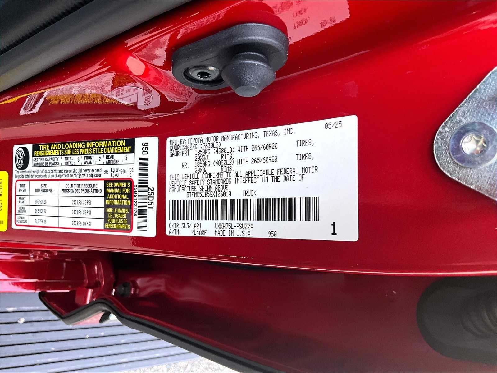 2025 Toyota Tundra Platinum Hybrid - Photo 17