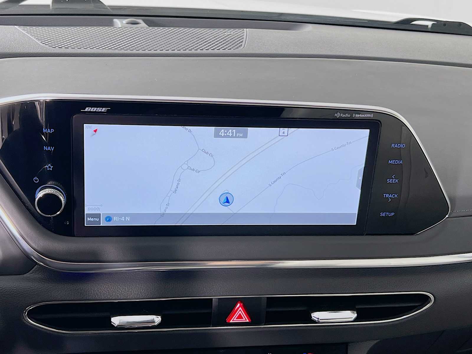 2022 Hyundai Sonata Limited - Photo 13