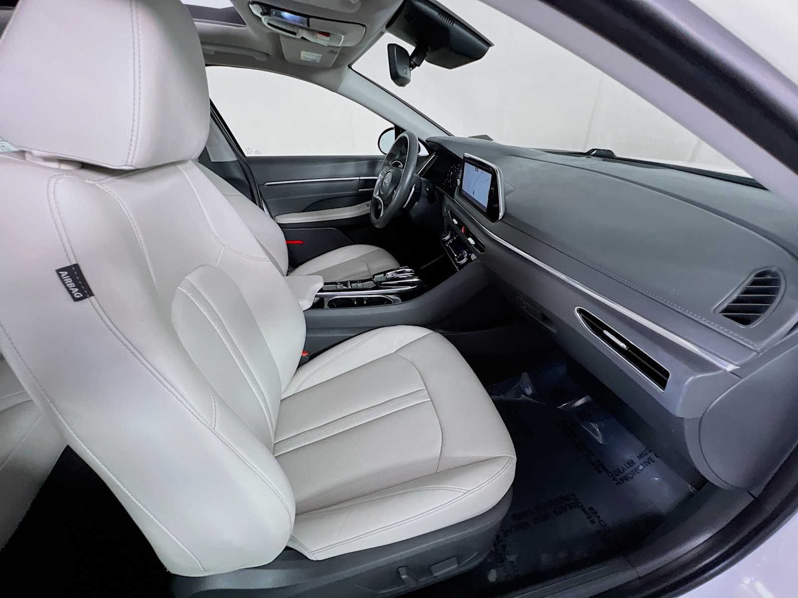 2022 Hyundai Sonata Limited - Photo 29