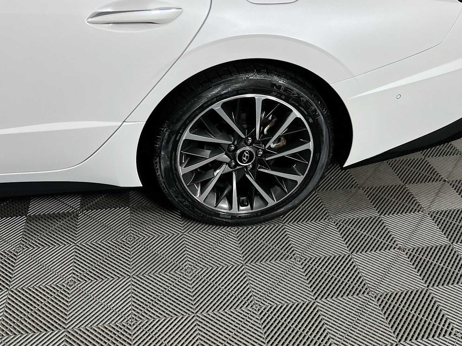 2022 Hyundai Sonata Limited - Photo 32