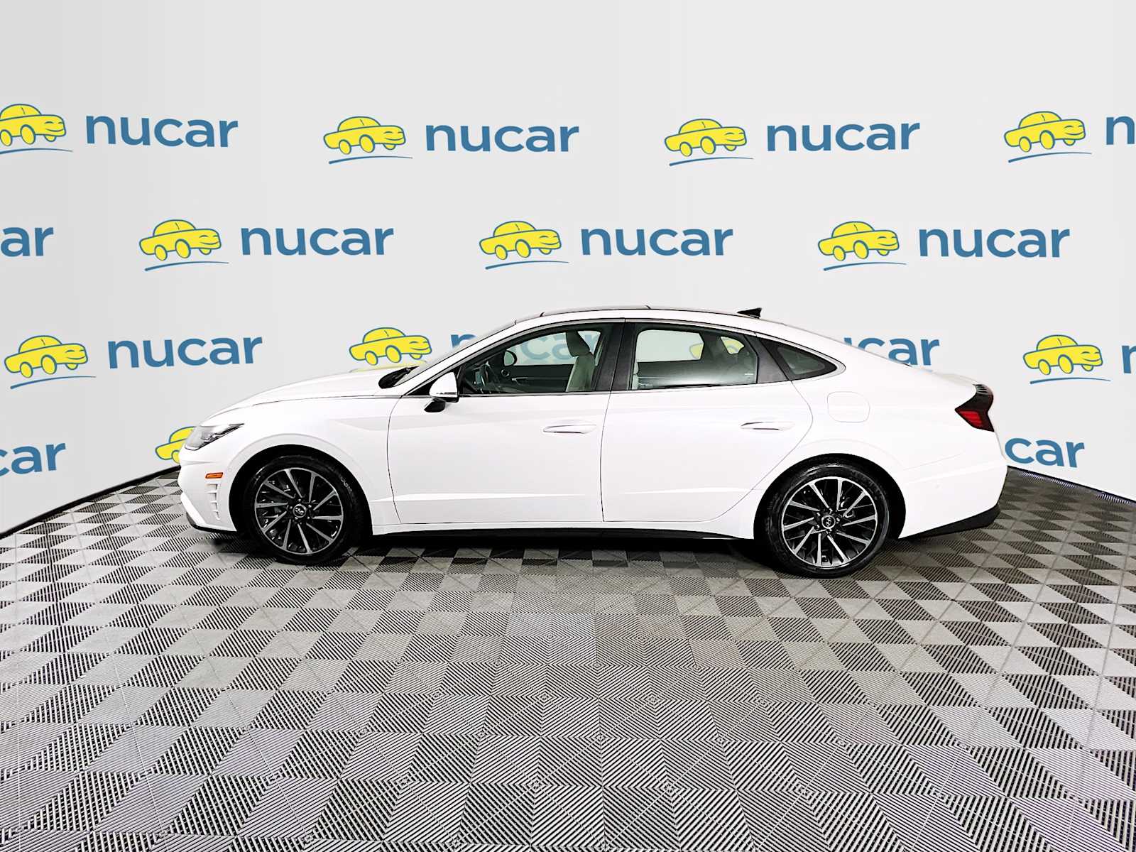 2022 Hyundai Sonata Limited - Photo 4