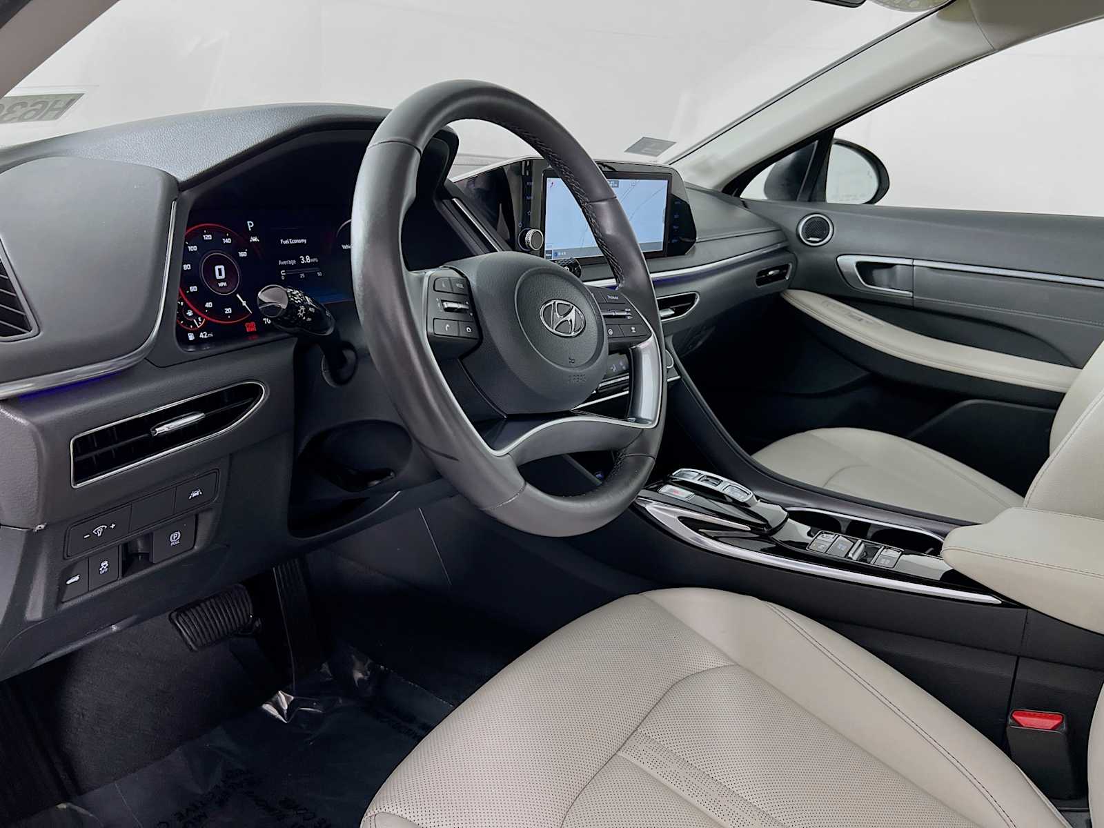 2022 Hyundai Sonata Limited - Photo 9