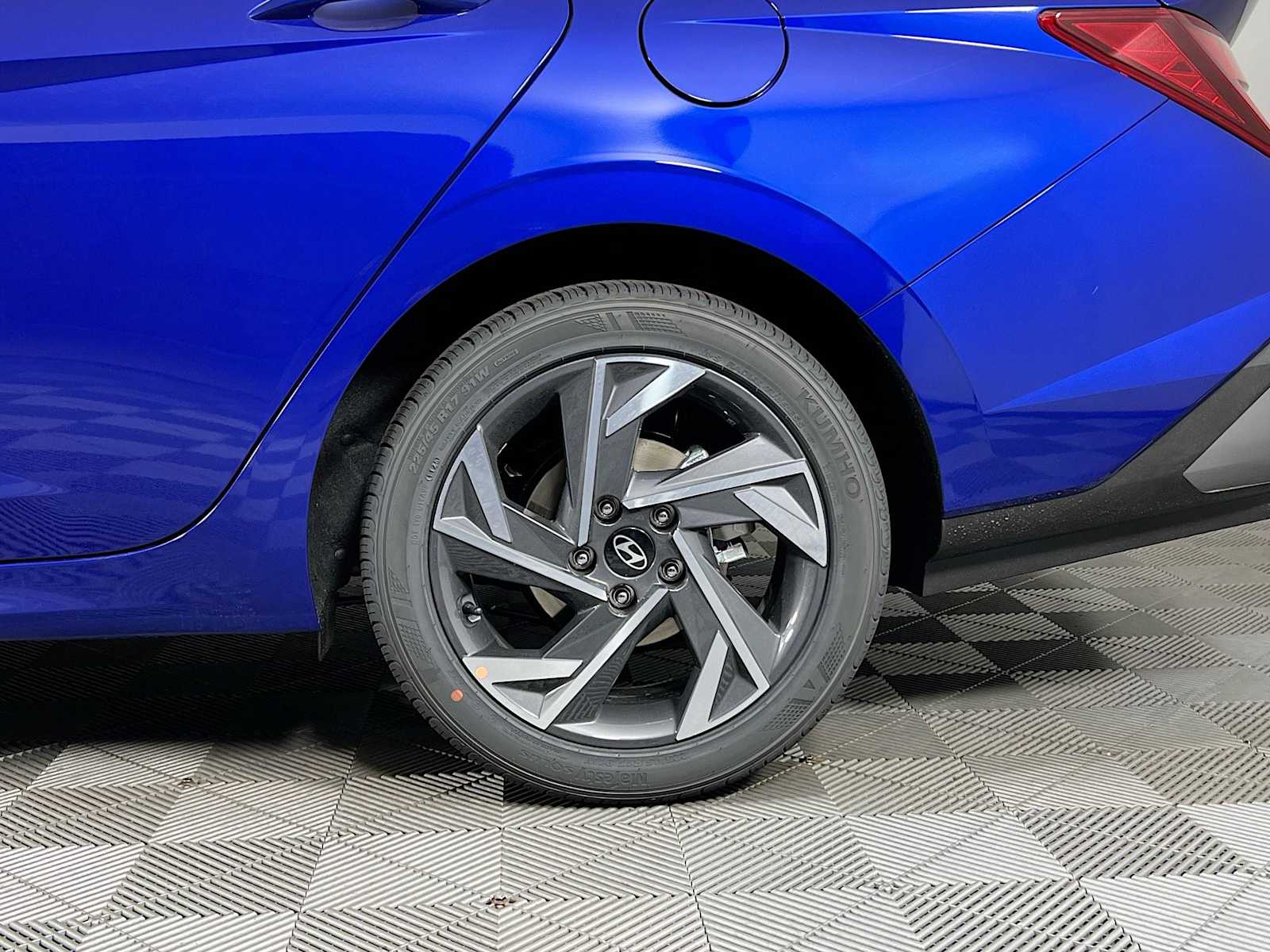 2025 Hyundai Elantra SEL Sport - Photo 18