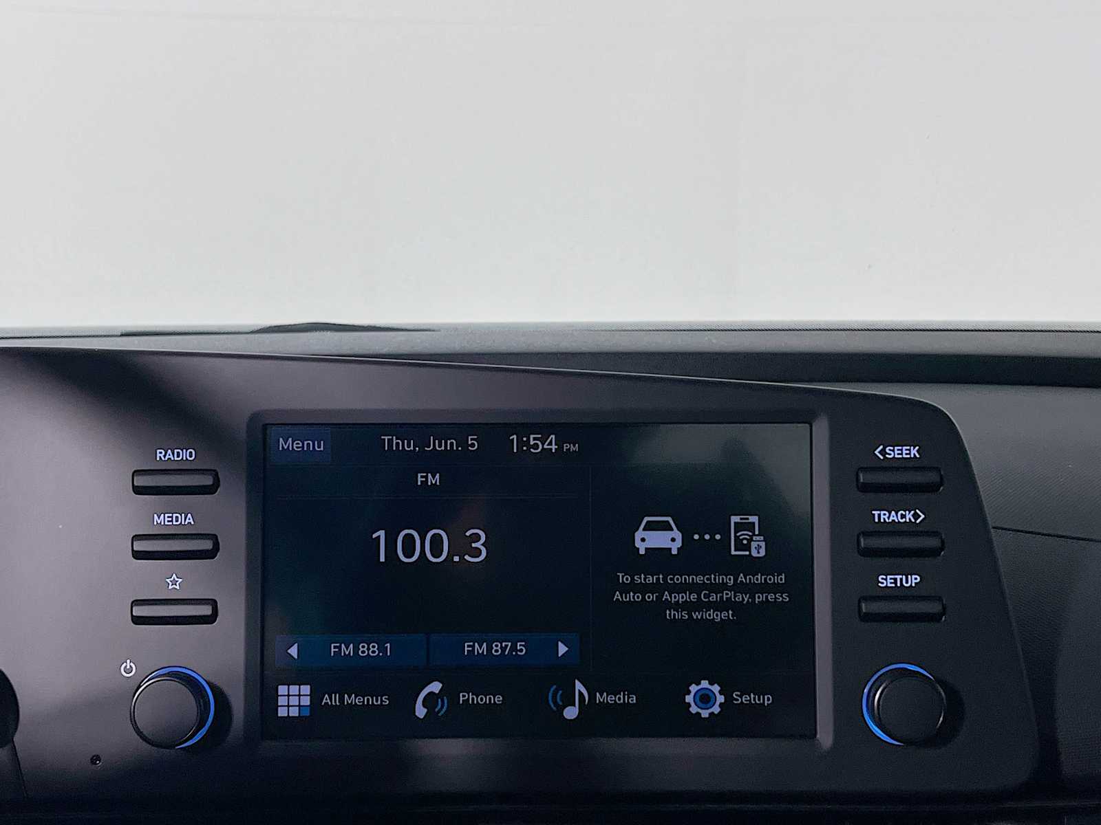 2025 Hyundai Elantra SEL Sport - Photo 8