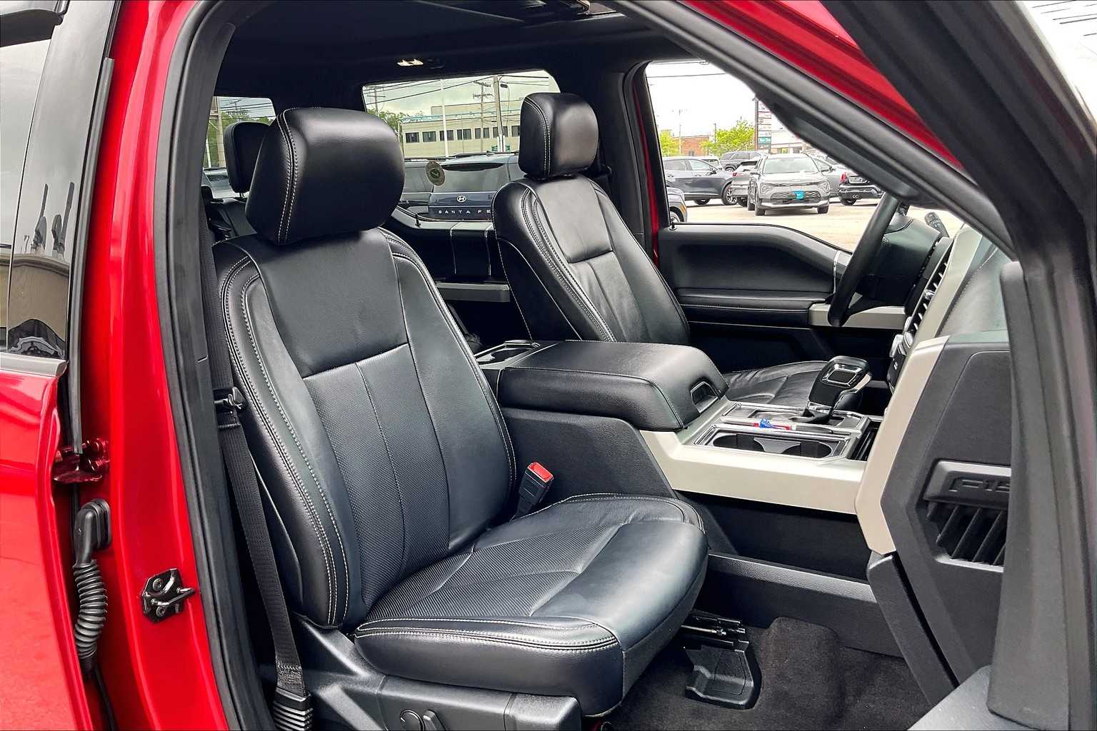 2020 Ford F-150 LARIAT - Photo 11