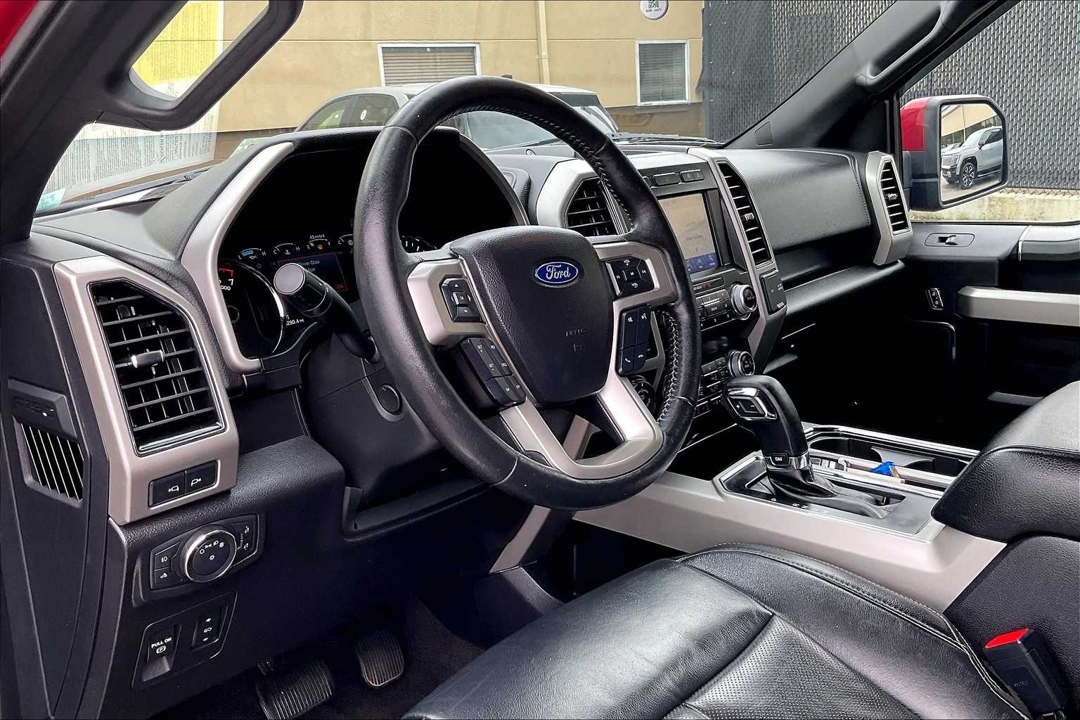 2020 Ford F-150 LARIAT - Photo 8