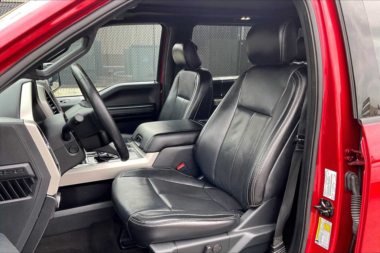 2020 Ford F-150 LARIAT - Photo 10