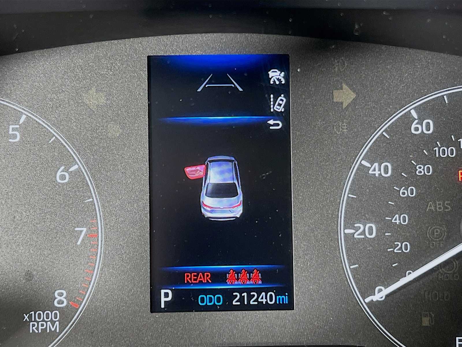 2023 Toyota Corolla LE - Photo 12