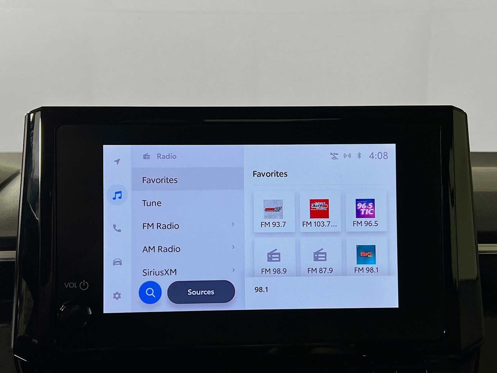 2023 Toyota Corolla LE - Photo 14