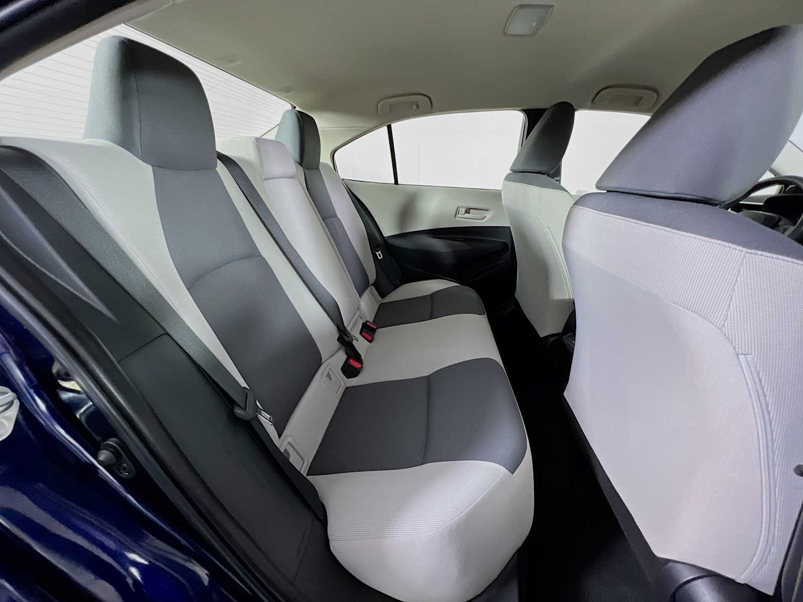 2023 Toyota Corolla LE - Photo 25