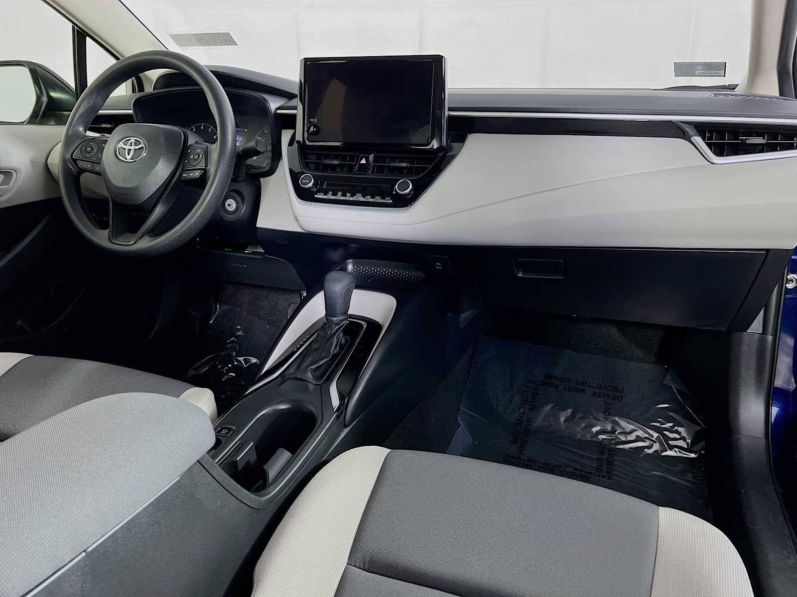 2023 Toyota Corolla LE - Photo 27