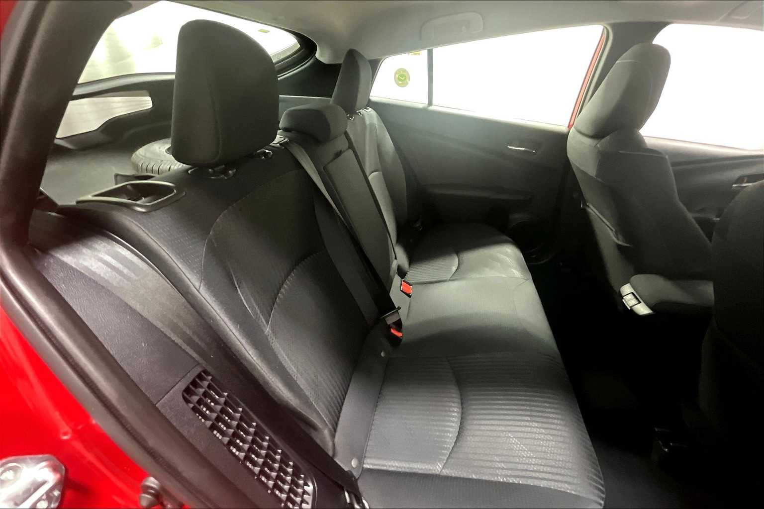 2020 Toyota Prius Prime LE - Photo 16