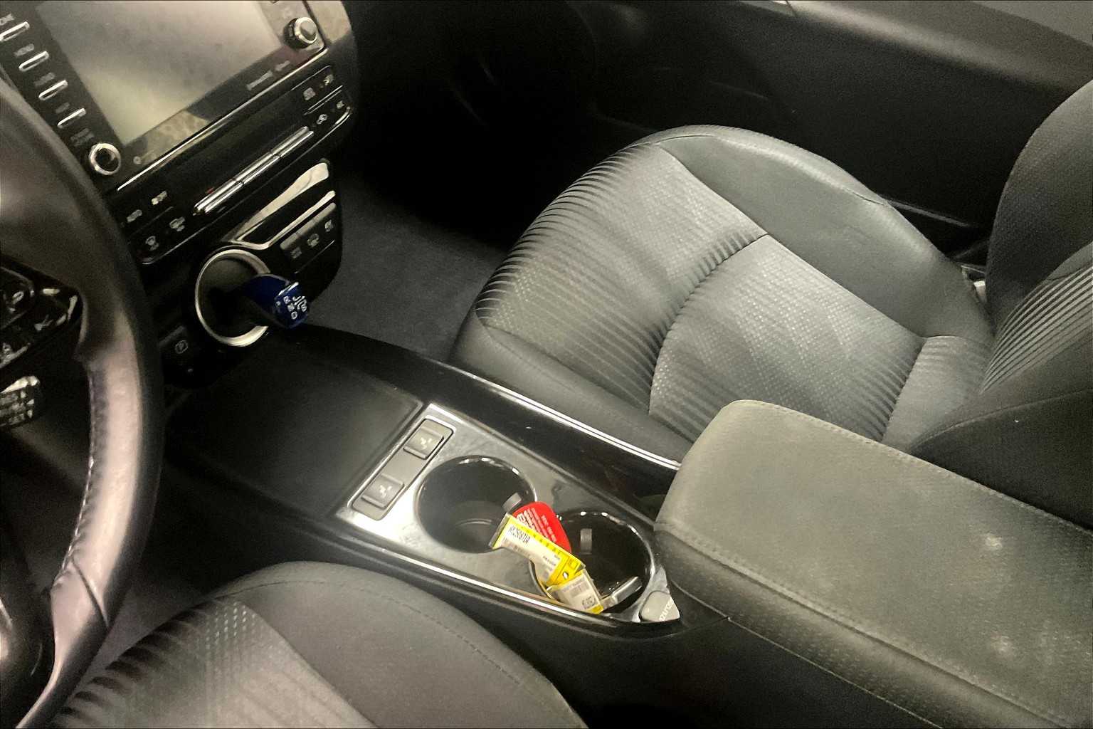 2020 Toyota Prius Prime LE - Photo 20