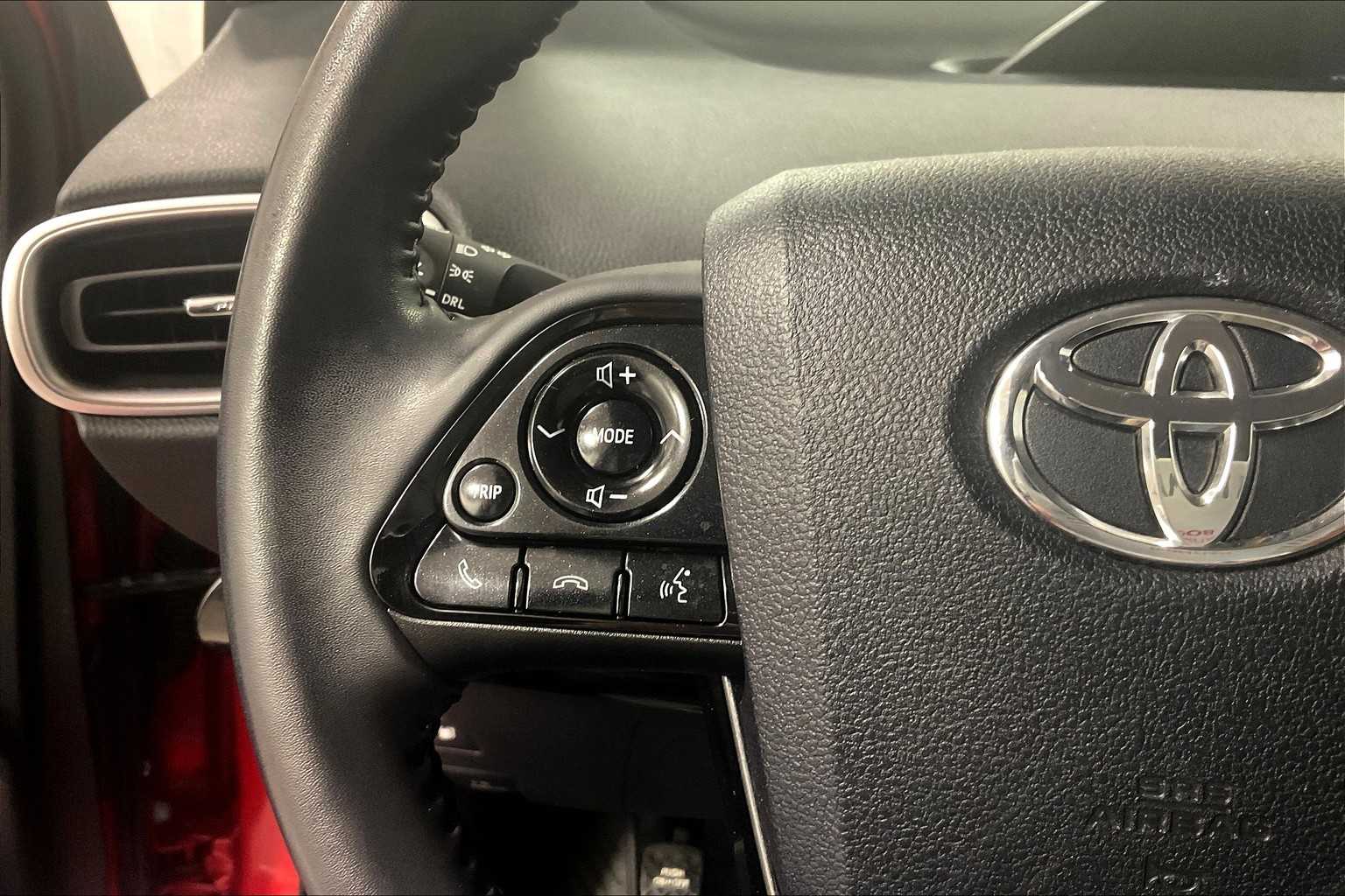 2020 Toyota Prius Prime LE - Photo 22