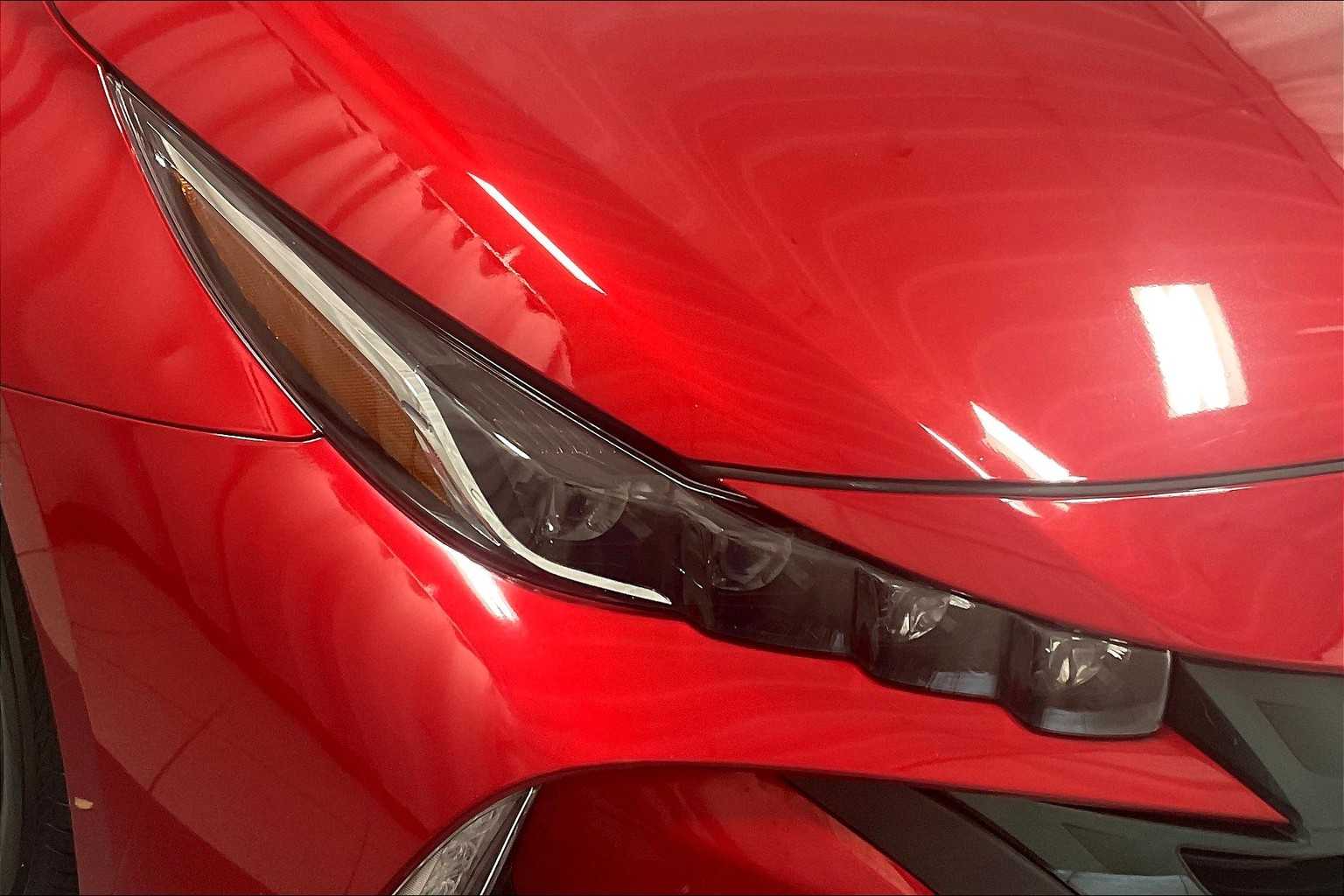 2020 Toyota Prius Prime LE - Photo 32