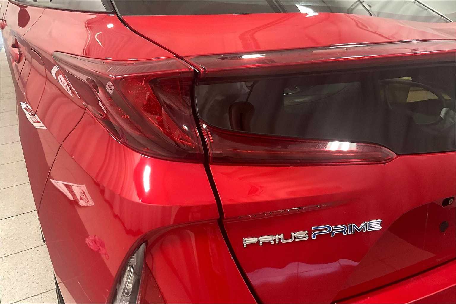 2020 Toyota Prius Prime LE - Photo 33