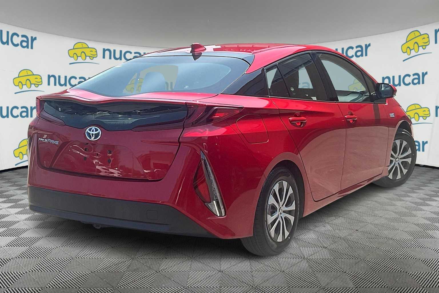 2020 Toyota Prius Prime LE - Photo 6