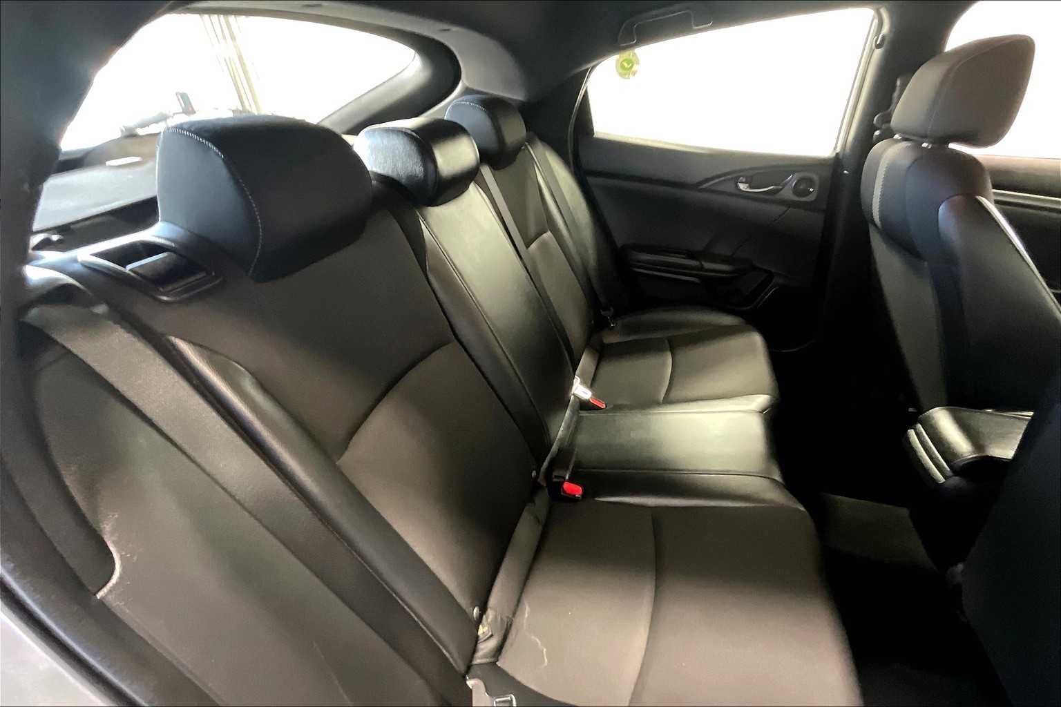 2020 Honda Civic Hatchback Sport - Photo 16