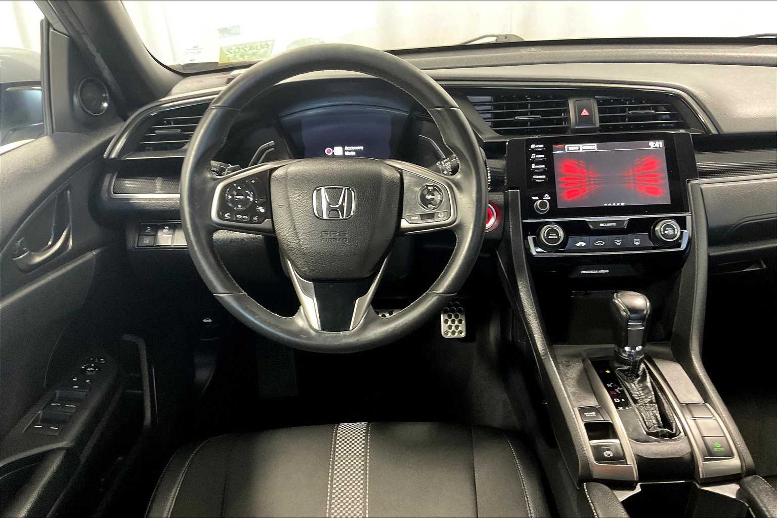 2020 Honda Civic Hatchback Sport - Photo 17