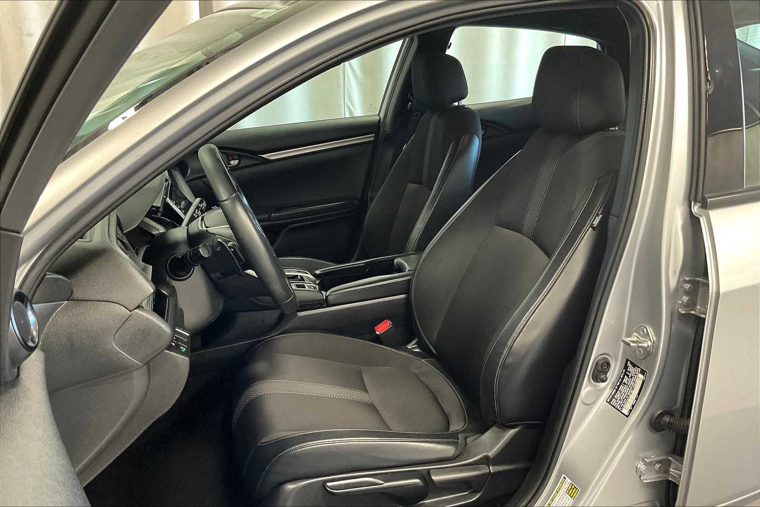 2020 Honda Civic Hatchback Sport - Photo 10
