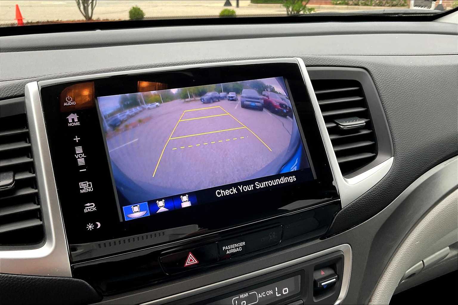 2017 Honda Pilot EX-L - Photo 32