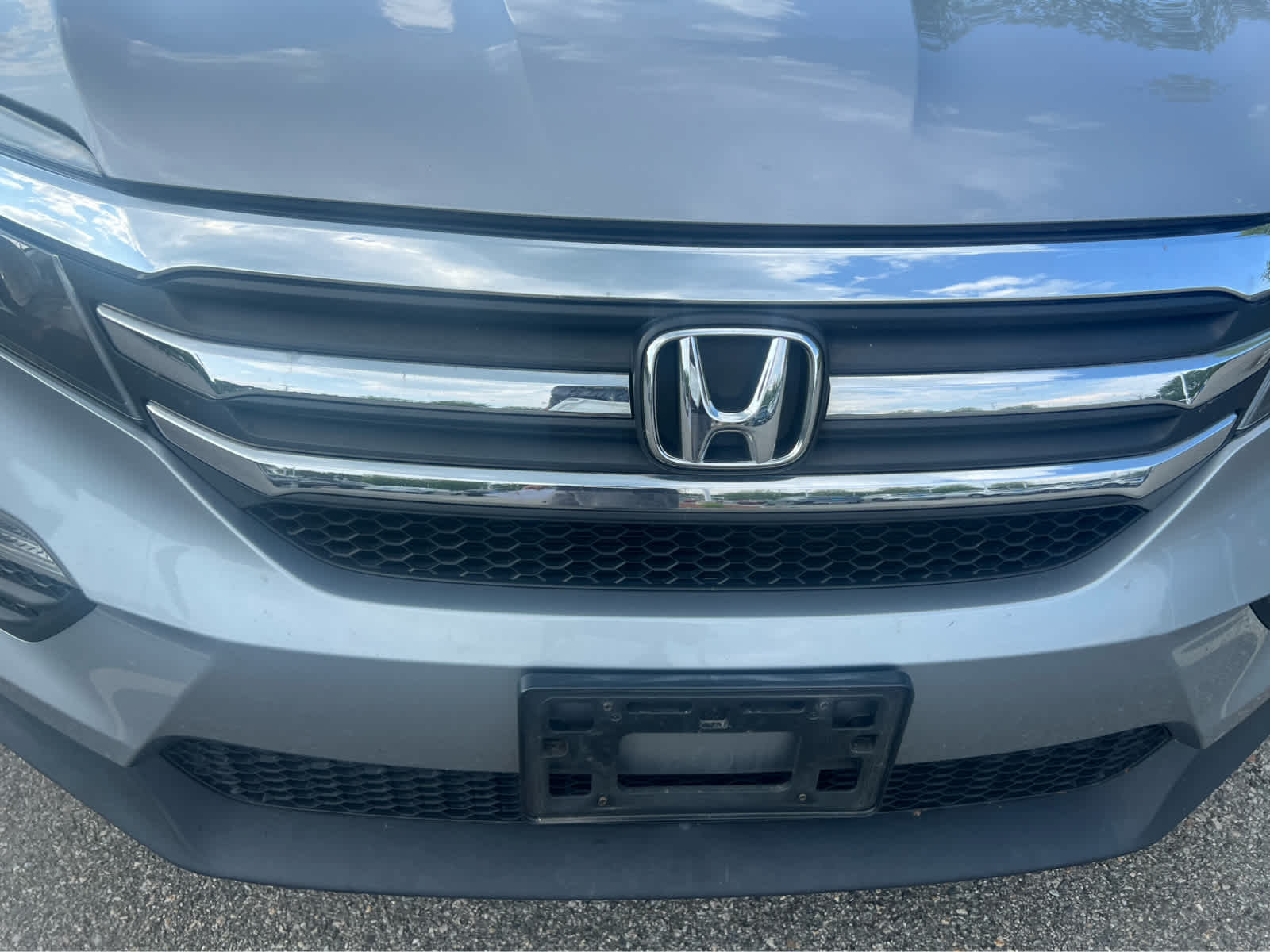 2017 Honda Pilot EX-L - Photo 4
