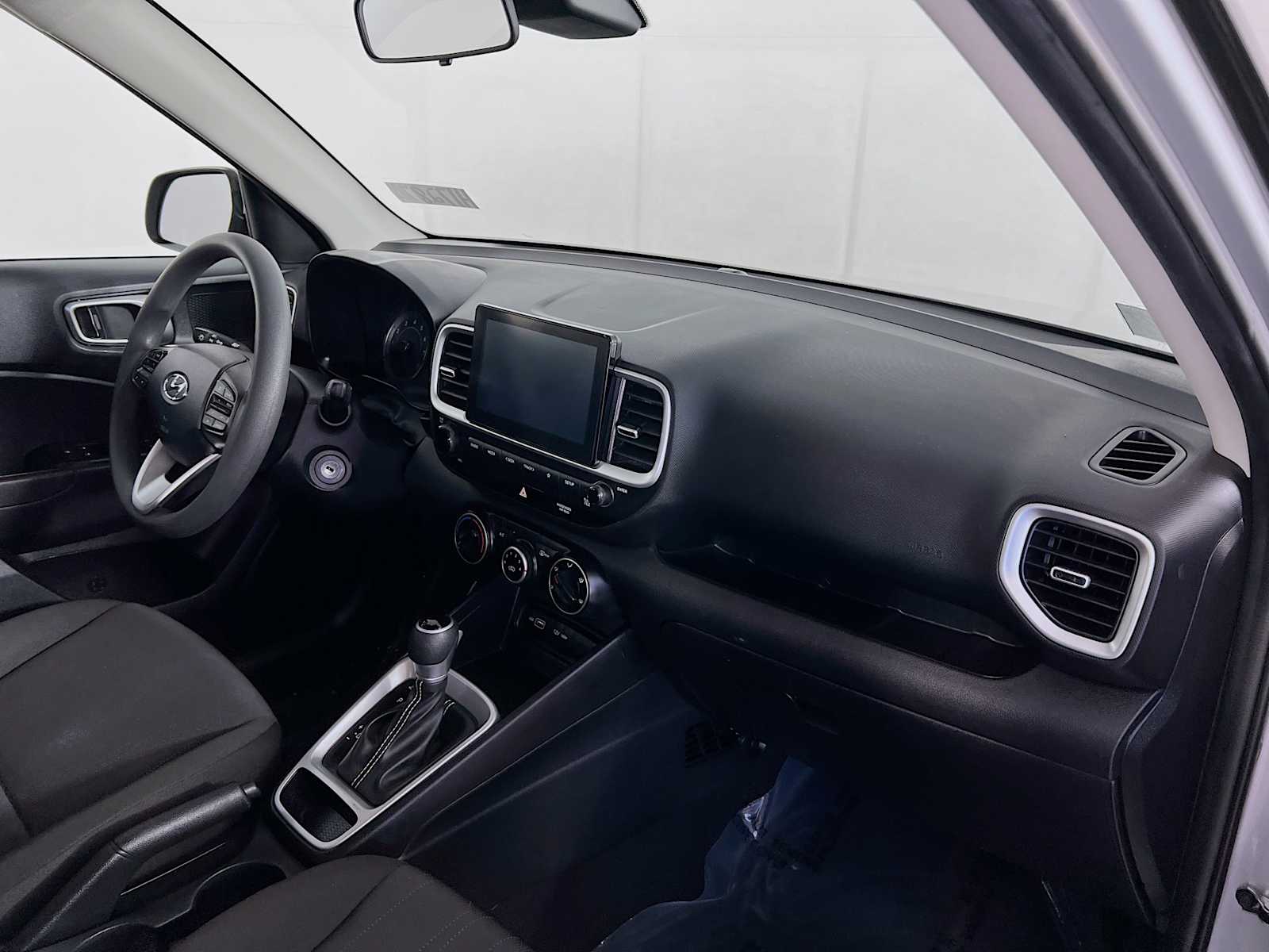 2022 Hyundai Venue SE - Photo 27