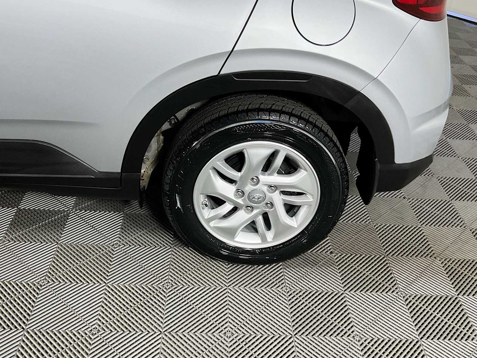 2022 Hyundai Venue SE - Photo 29
