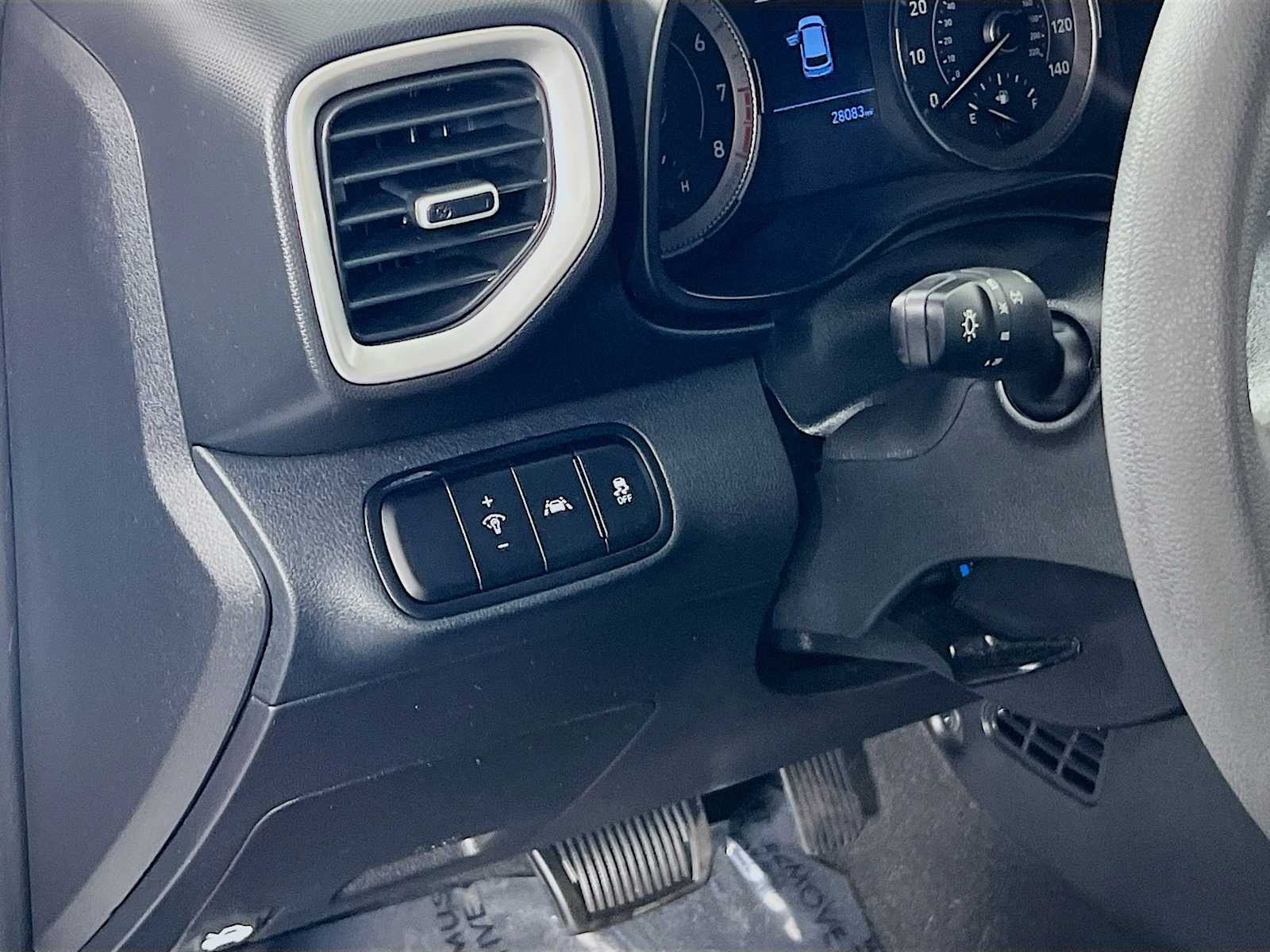 2022 Hyundai Venue SE - Photo 10