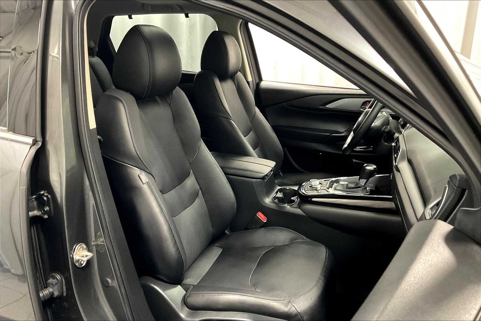 2022 Mazda CX-9 Touring Plus - Photo 11