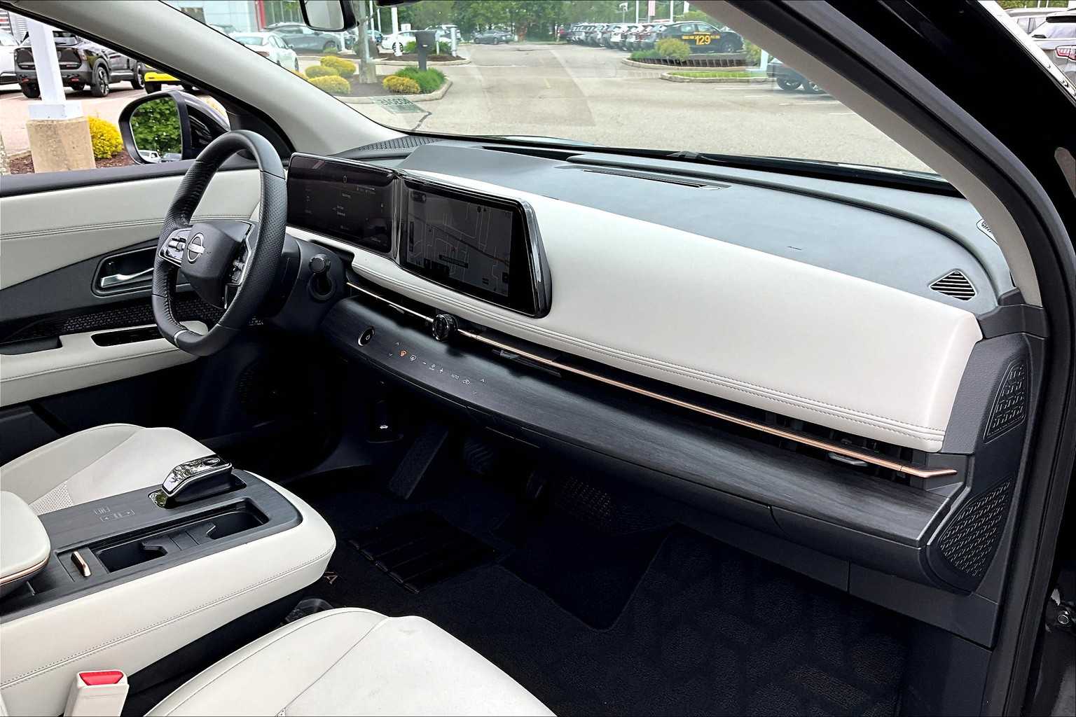 2023 Nissan Ariya ENGAGE - Photo 14