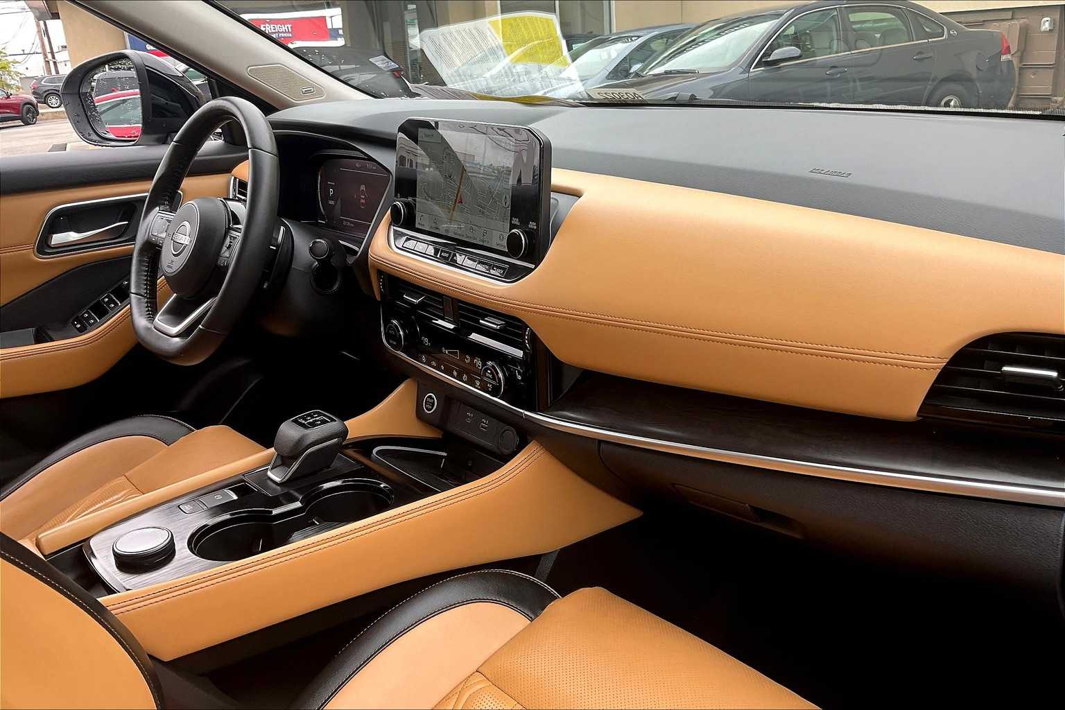 2023 Nissan Rogue Platinum - Photo 14
