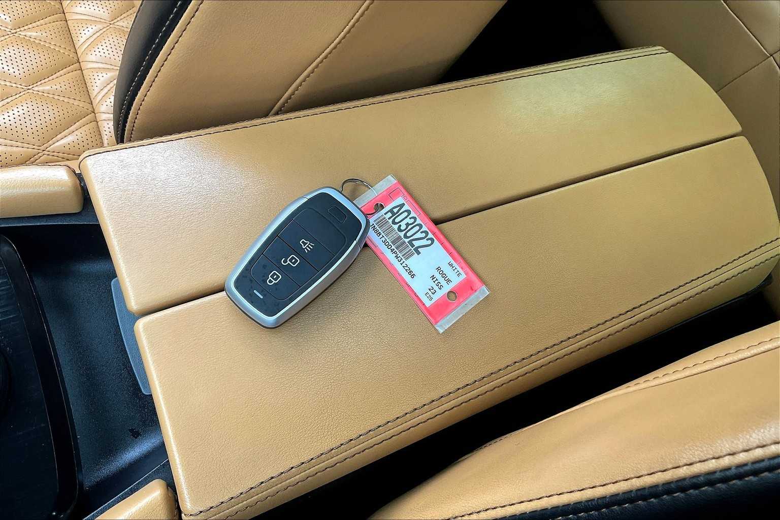 2023 Nissan Rogue Platinum - Photo 31