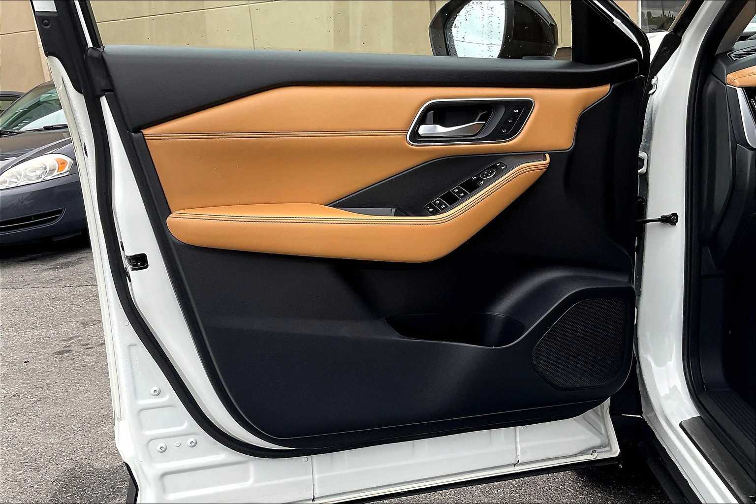 2023 Nissan Rogue Platinum - Photo 9