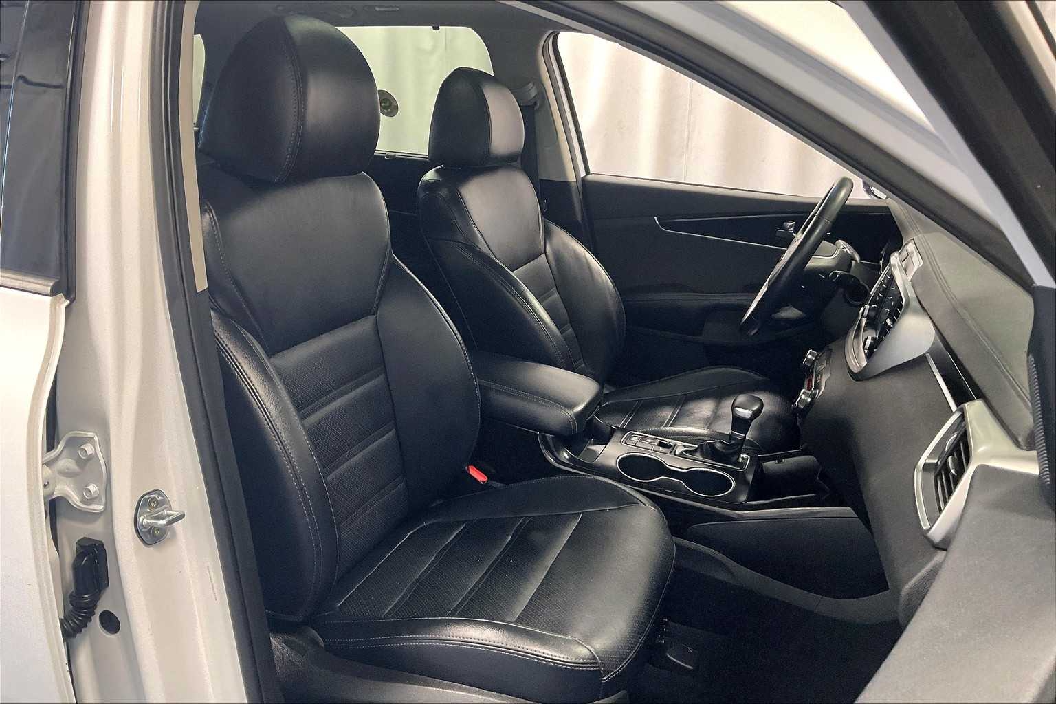 2019 Kia Sorento EX V6 - Photo 11