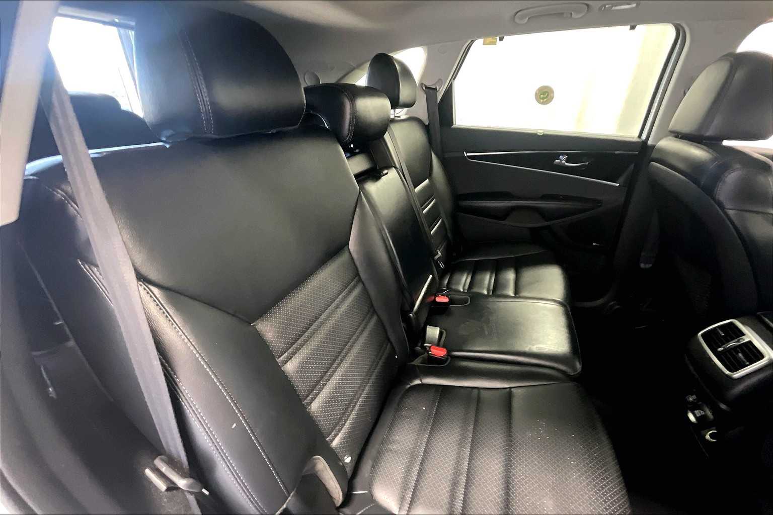 2019 Kia Sorento EX V6 - Photo 16