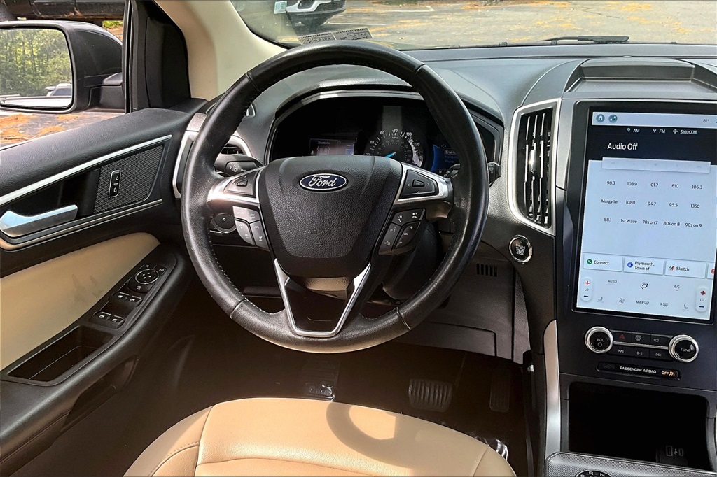 2022 Ford Edge SEL - Photo 17