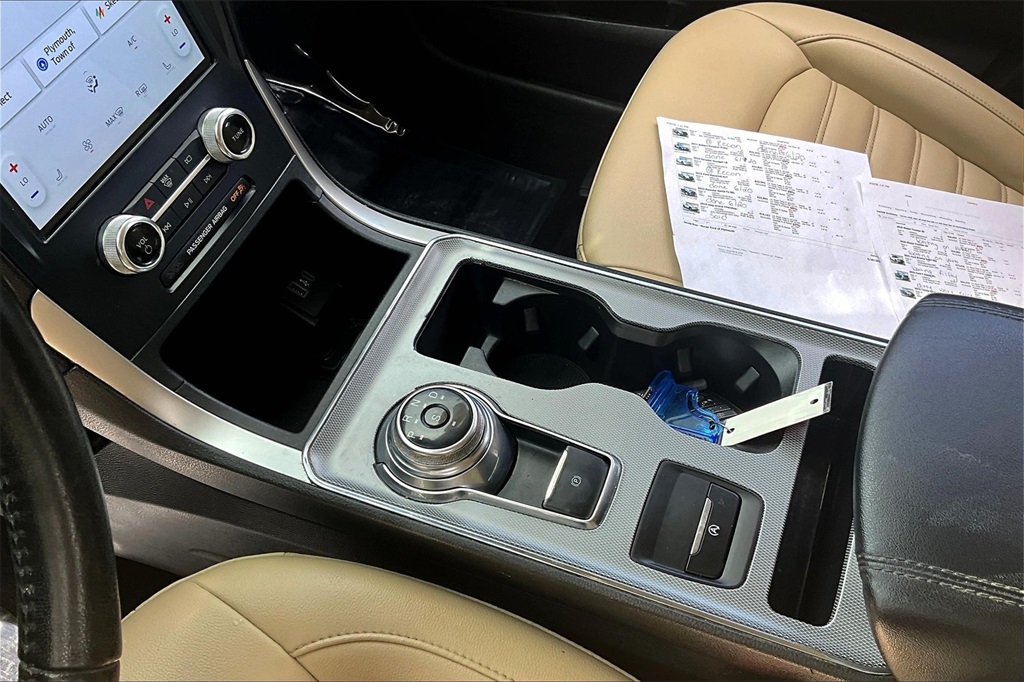 2022 Ford Edge SEL - Photo 20