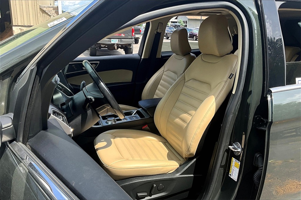 2022 Ford Edge SEL - Photo 10