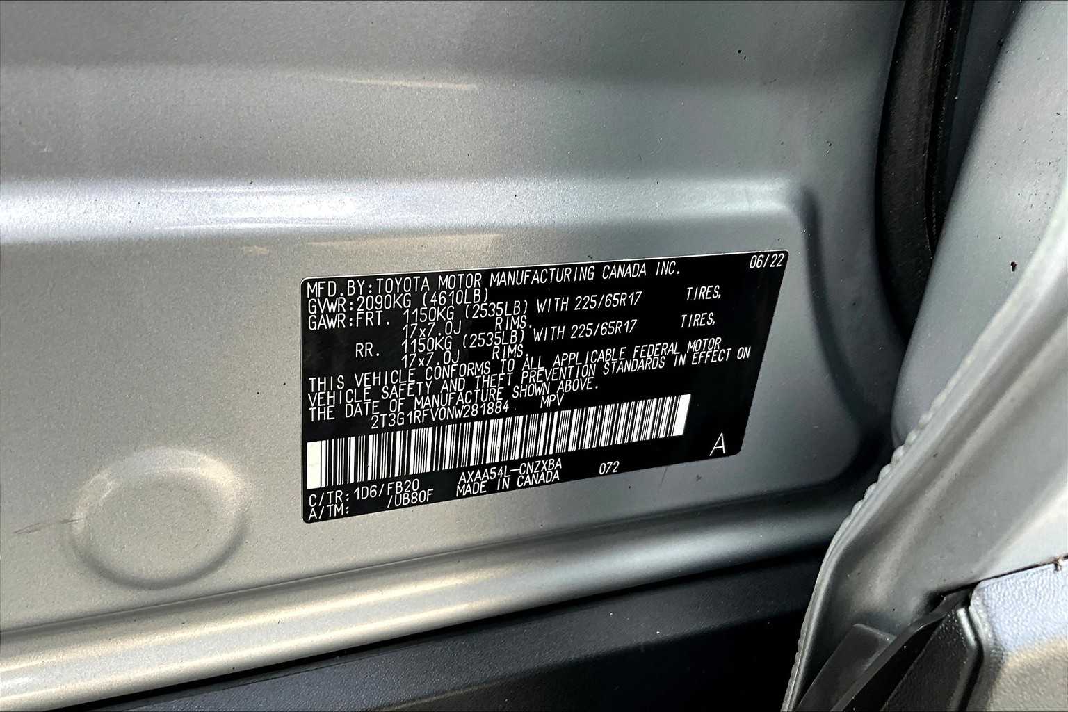 2022 Toyota RAV4 LE - Photo 36