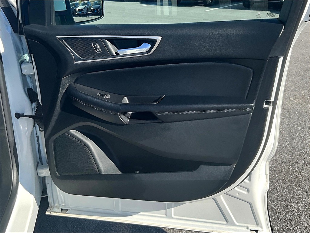 2022 Ford Edge SEL - Photo 12