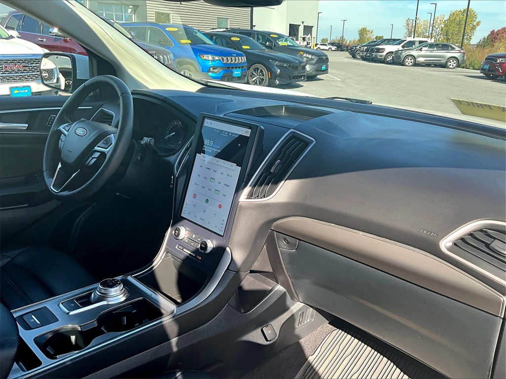 2022 Ford Edge SEL - Photo 14