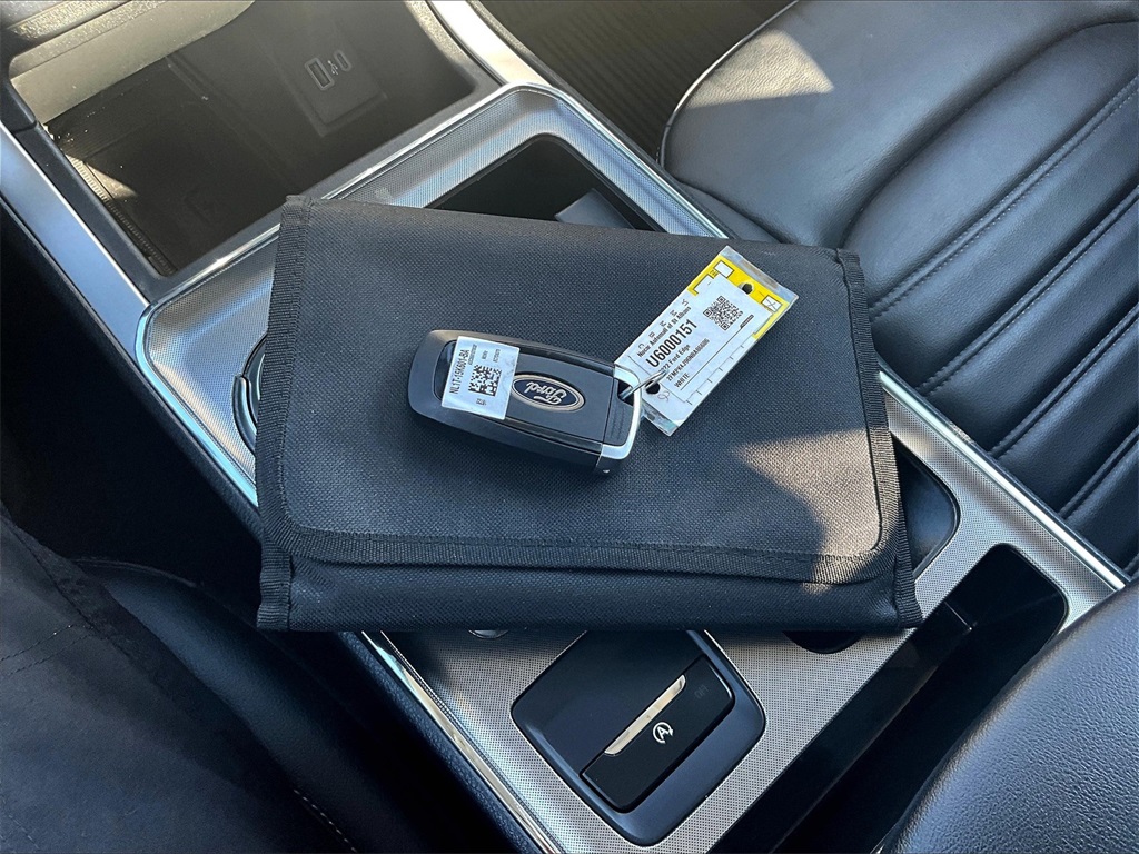2022 Ford Edge SEL - Photo 29